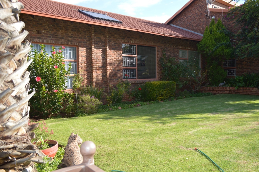 3 Bedroom Property for Sale in Doringkruin North West